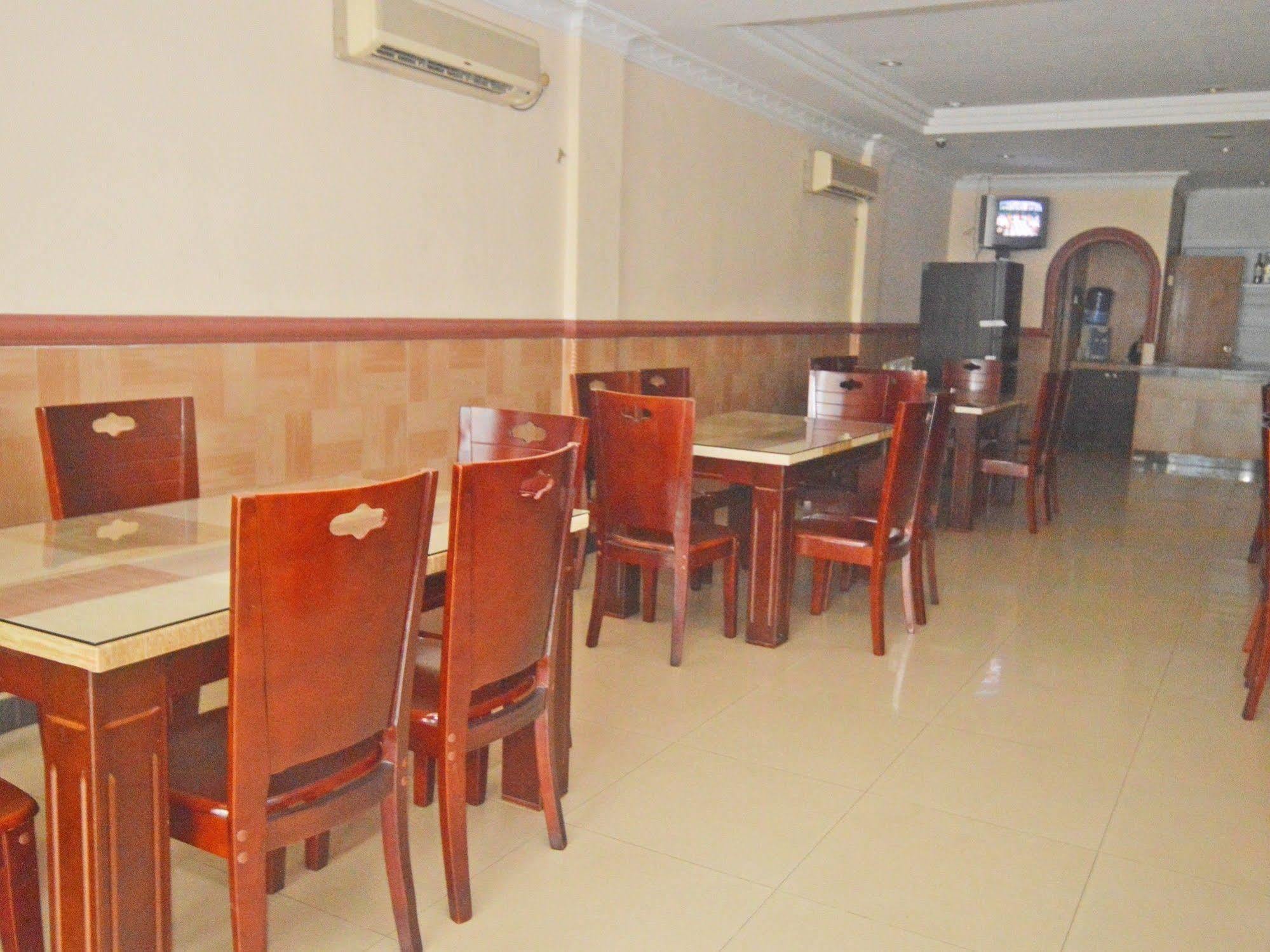 Nida Rooms Nagoya Business Center Batam Exteriör bild